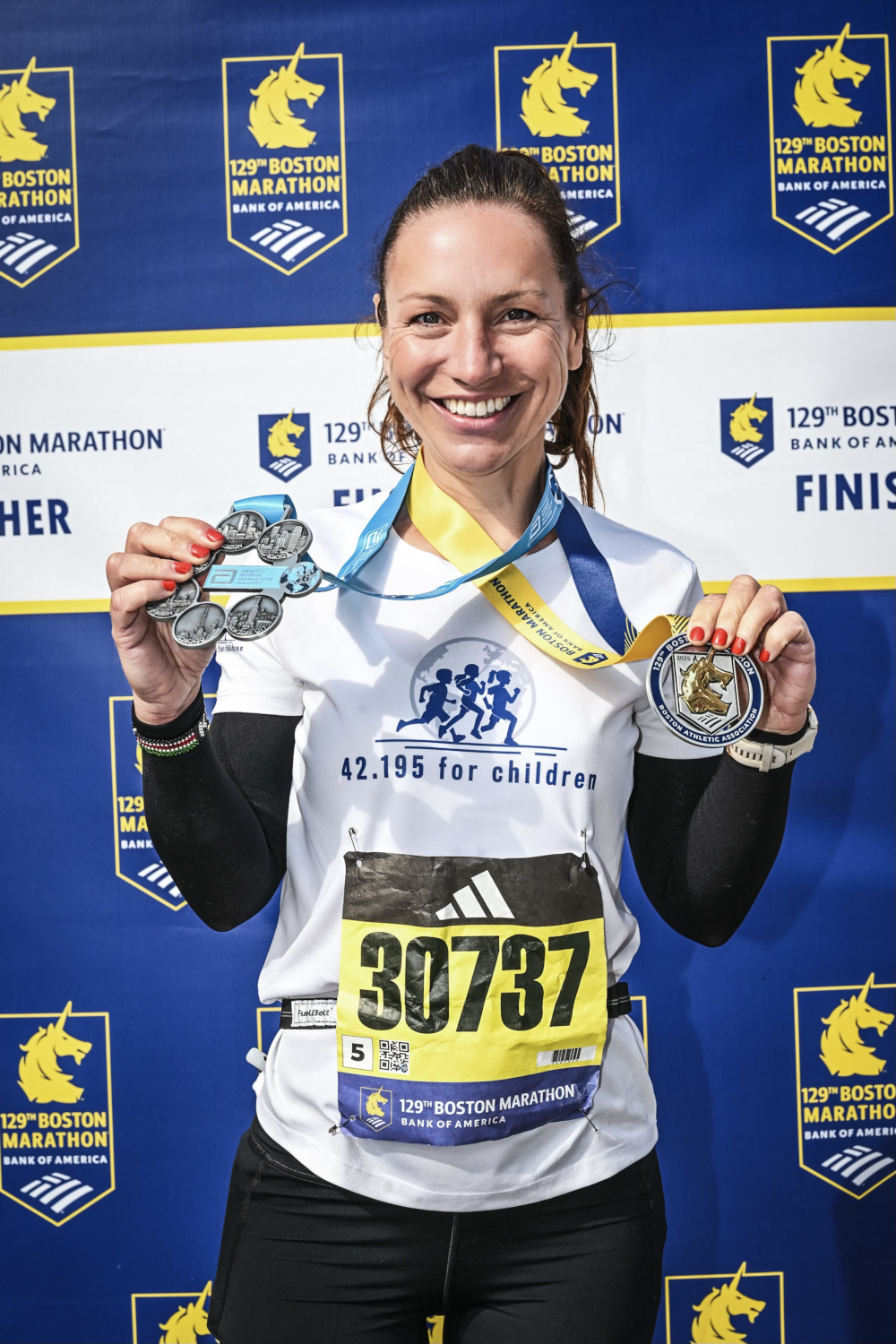 42.195 for Children - a global running initiative - logo