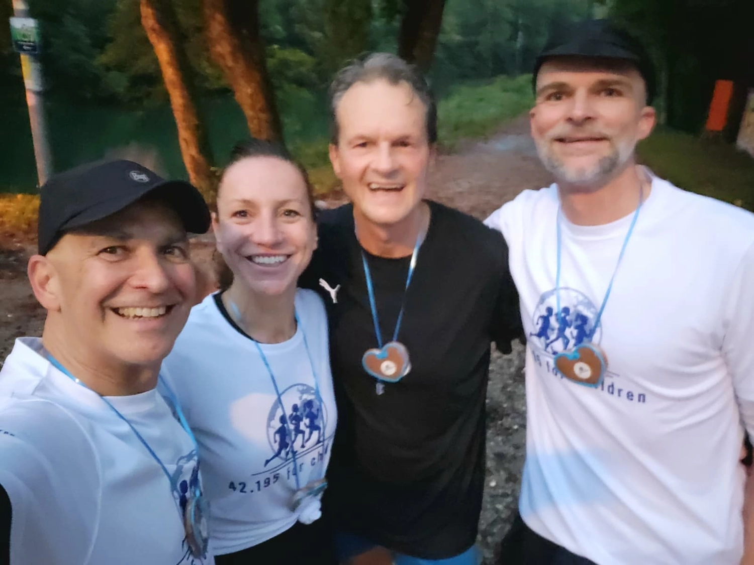 42.195 for Children - a global running initiative - team