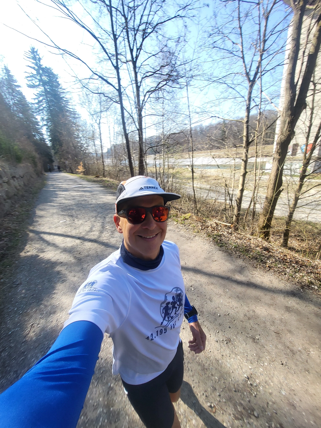 42.195 for Children - a global running initiative - team